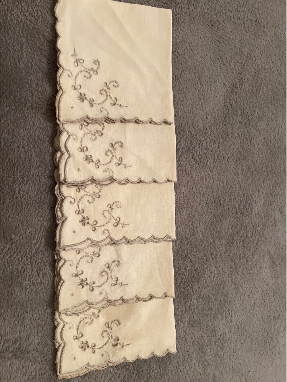Set of 5 Vintage Embroidered Linen Cocktail Napkins